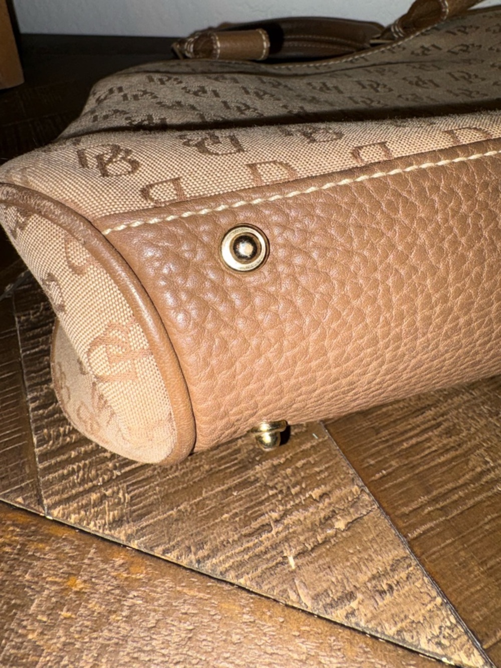 🥰 Dooney & Bourke Tan Brown Monogram Satchel - Picture 6 of 8